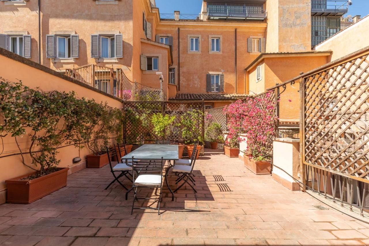 The Pantheon Terrace Experience * Rom